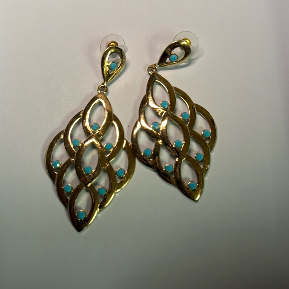 Dangling earrings